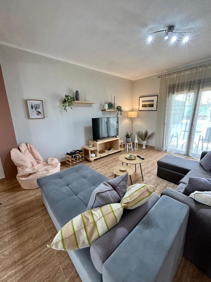 My Bright House Villa อาฟิโตส ภายนอก รูปภาพ